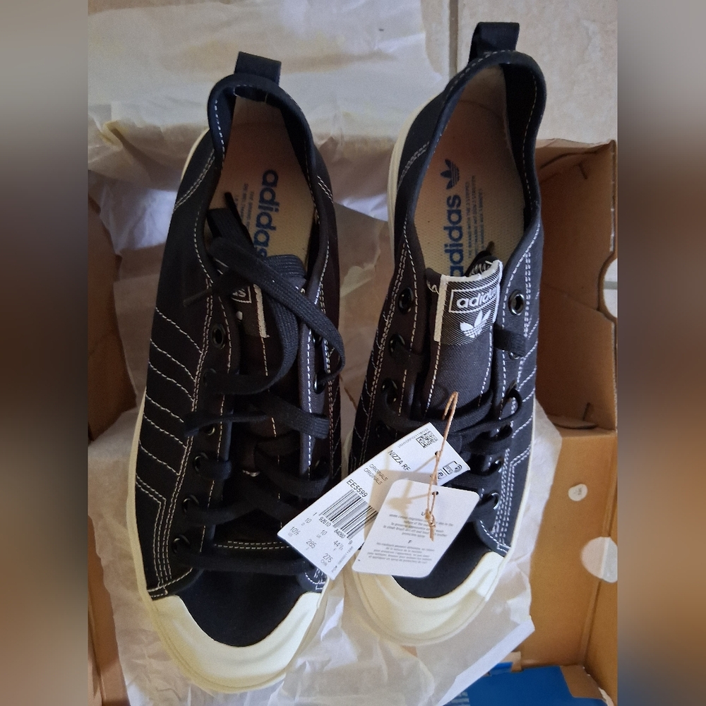 Adidas Men's Black and White Canvas Sneakers 3 Stripe Nizza 10.5 Nwt And Box - Picture 5 of 13